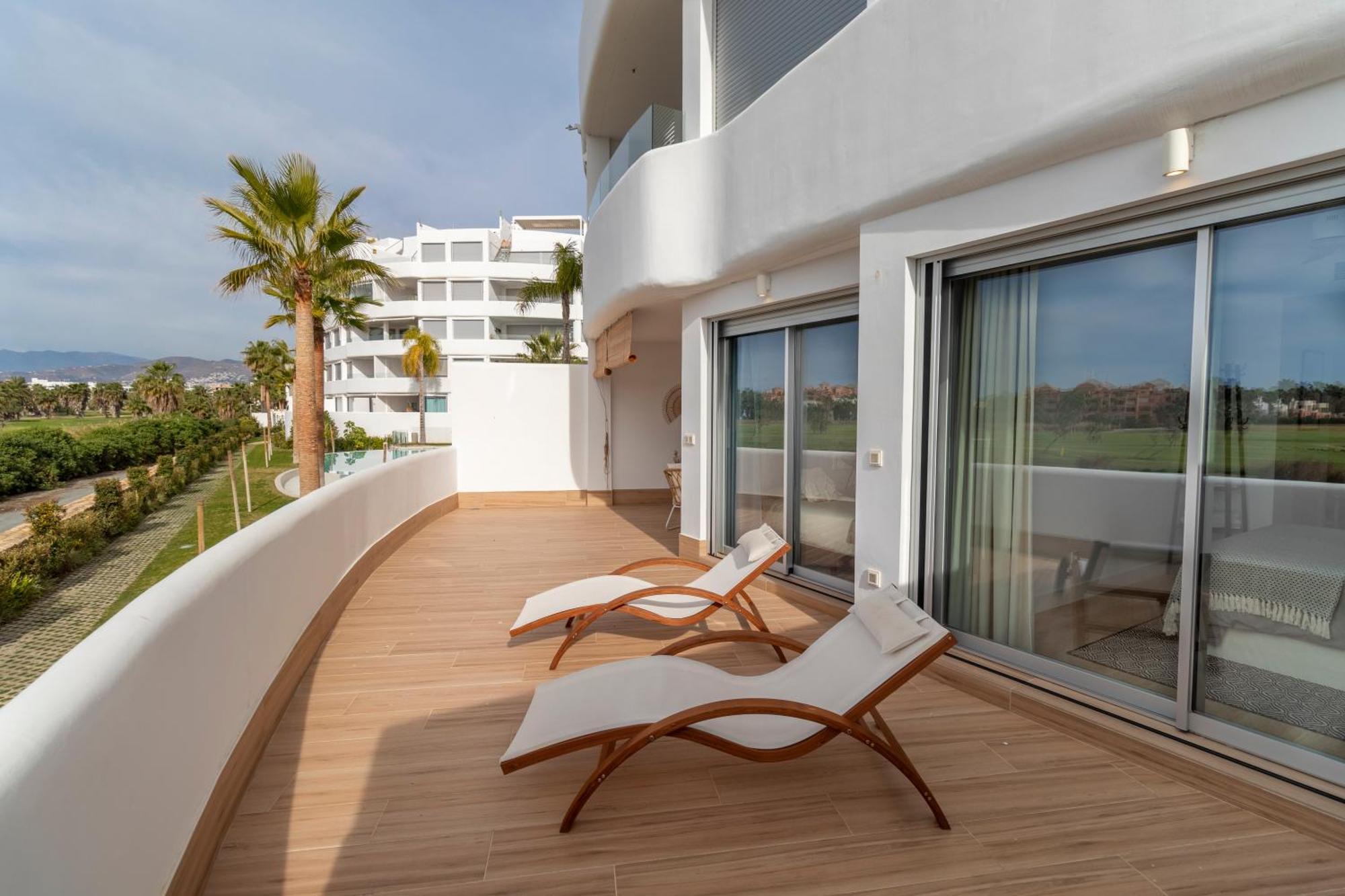 Rentitspain Apartamento Serena Terraza Con Vista A Golf Motril Exteriér fotografie
