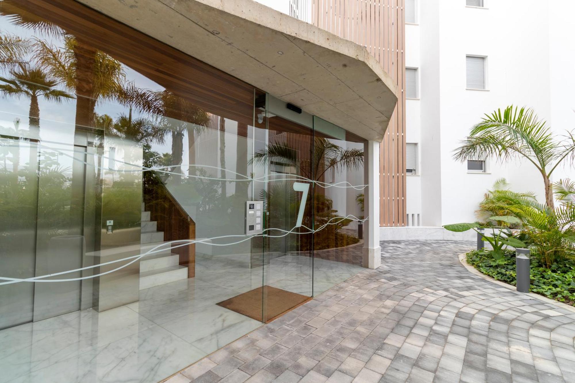 Rentitspain Apartamento Serena Terraza Con Vista A Golf Motril Exteriér fotografie