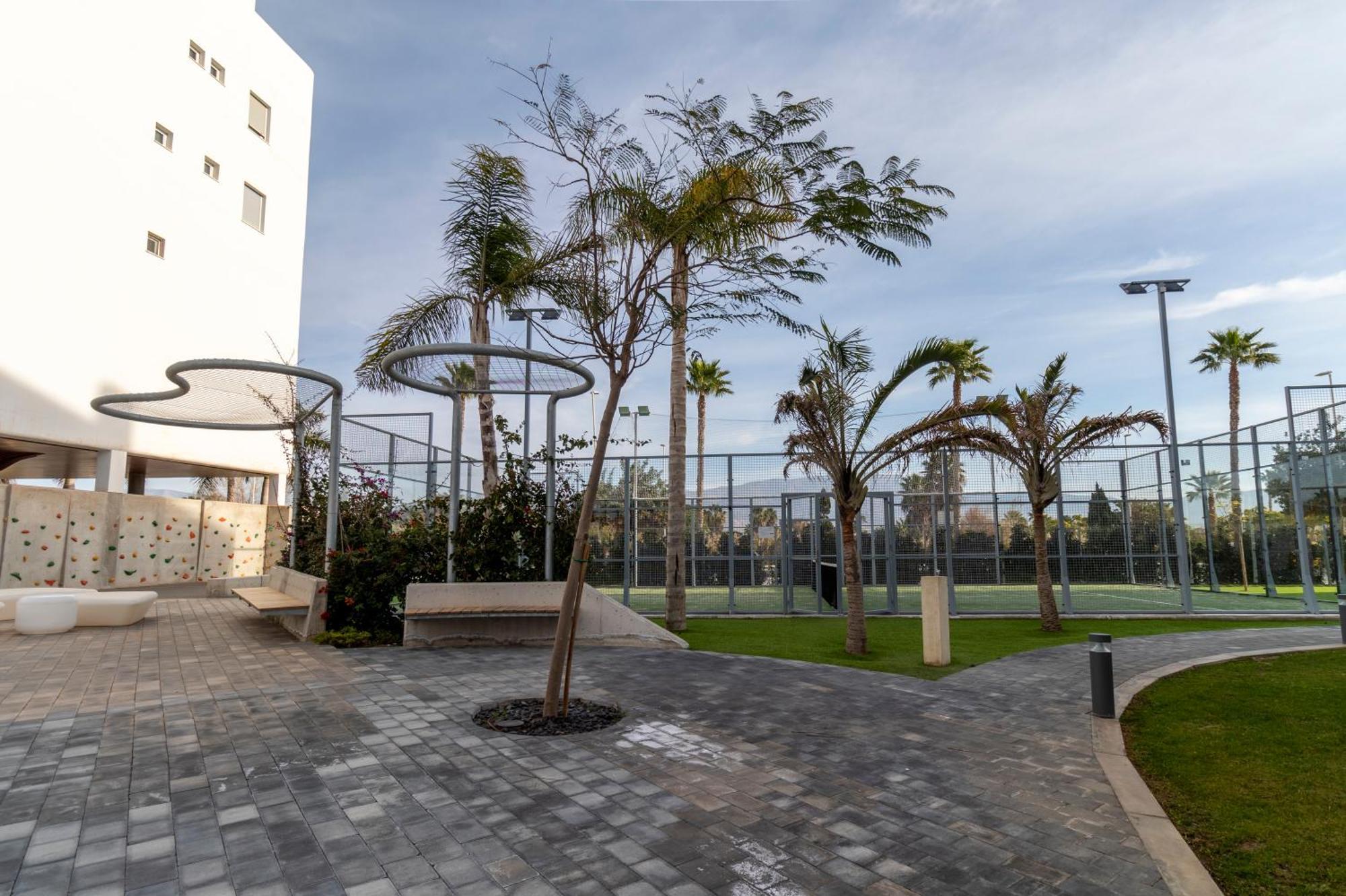 Rentitspain Apartamento Serena Terraza Con Vista A Golf Motril Exteriér fotografie